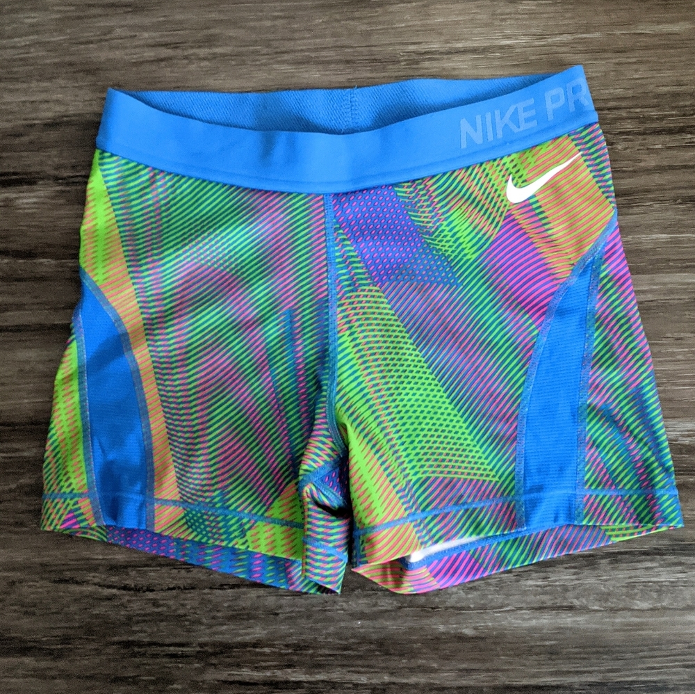 RUNS SMALL Nike Pro Dri-Fit shorts